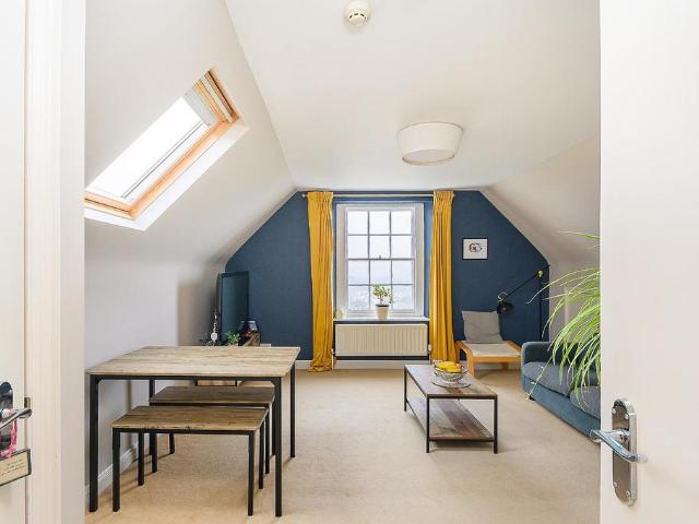 1 bedroom flat for sale