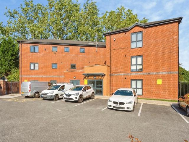 1 bedroom flat for sale