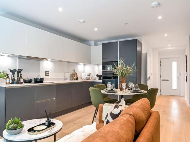 1 bedroom flat for sale