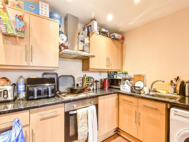 1 bedroom flat for sale