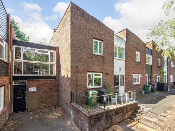 1 bedroom flat for sale