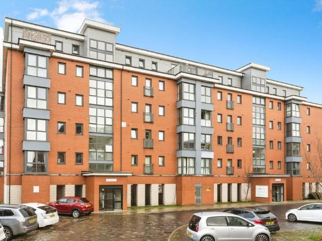 1 bedroom flat for sale