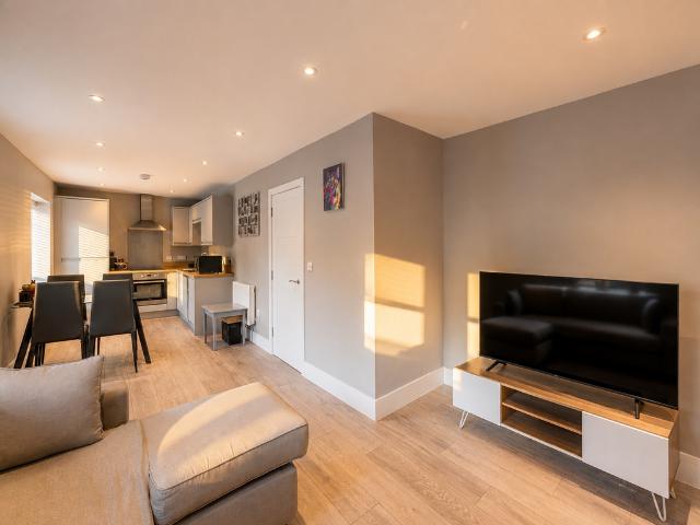 1 bedroom flat for sale