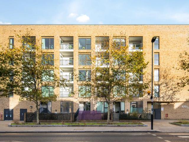 1 bedroom flat for sale