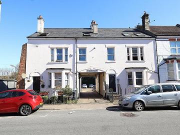 1 bedroom flat for sale
