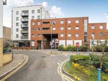 1 bedroom flat for sale