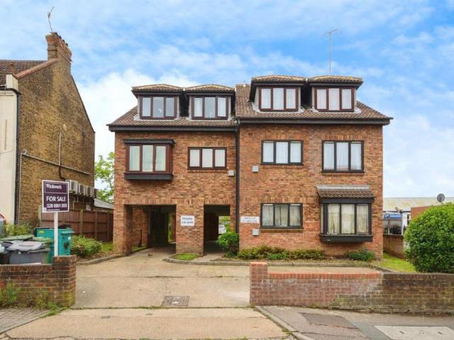 1 bedroom flat for sale