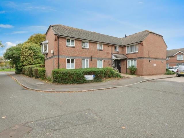 1 bedroom flat for sale