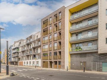 1 bedroom flat for sale
