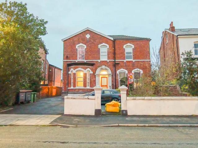 1 bedroom flat for sale