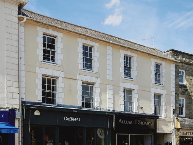 1 bedroom flat for sale
