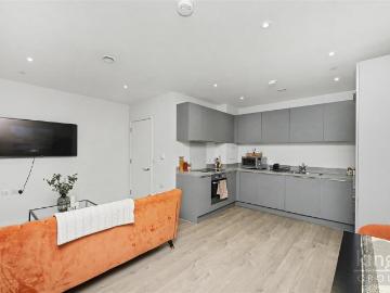 1 bedroom flat for sale