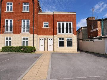 1 bedroom flat for sale