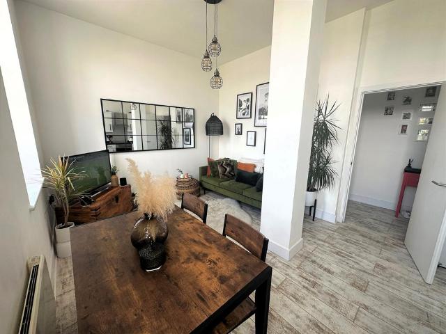 1 bedroom flat for sale