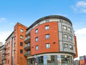 1 bedroom flat for sale