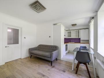 1 bedroom flat for sale
