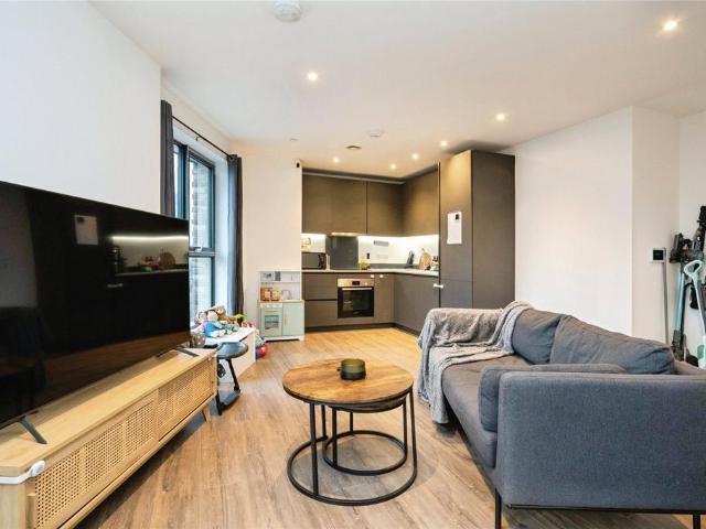 1 bedroom flat for sale
