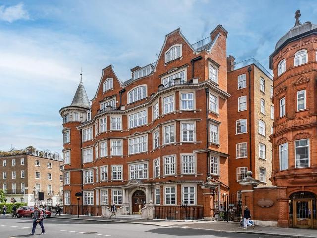 1 bedroom flat for sale