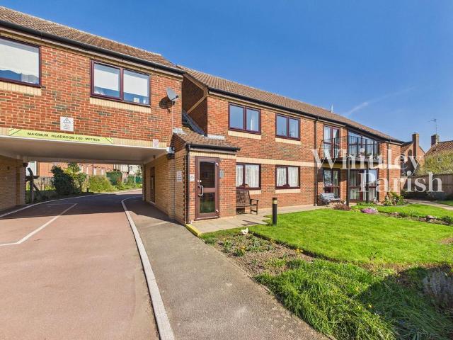 1 bedroom flat for sale