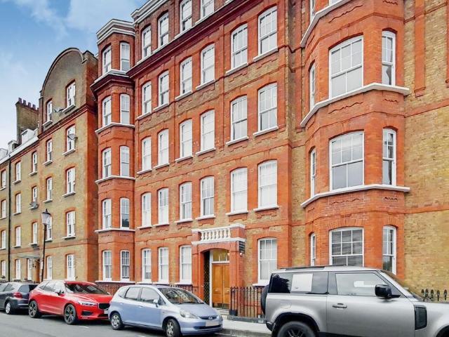 1 bedroom flat for sale
