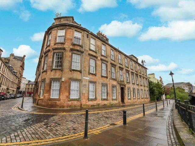 1 bedroom flat for sale