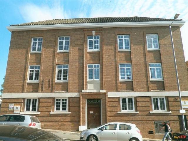 1 bedroom flat for sale