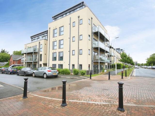 1 bedroom flat for sale