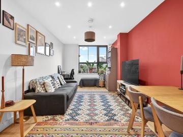 1 bedroom flat for sale