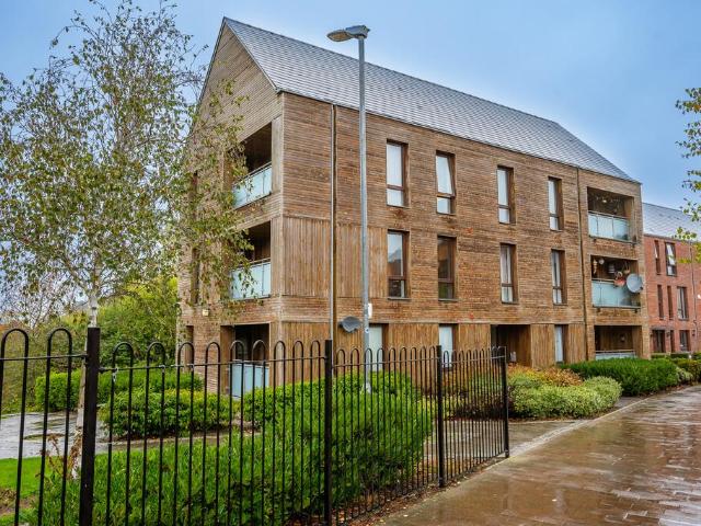 1 bedroom flat for sale