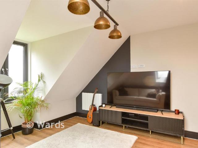 1 bedroom flat for sale