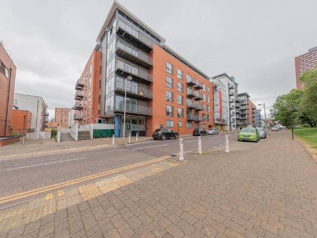 1 bedroom flat for sale