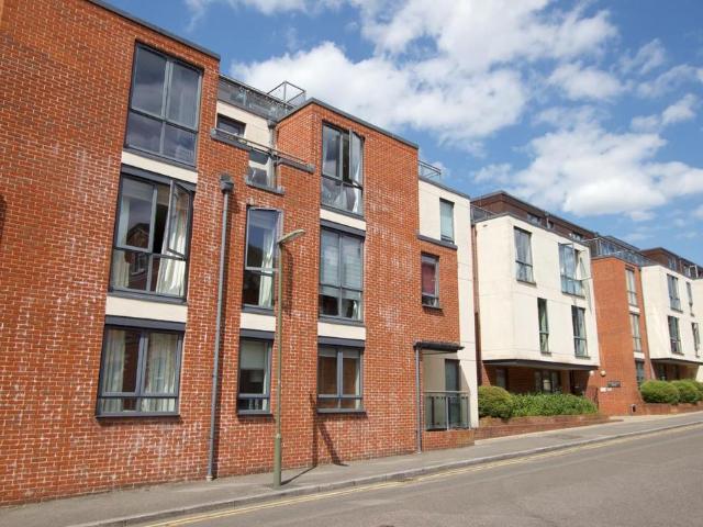 1 bedroom flat for sale