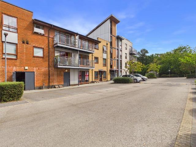 1 bedroom flat for sale
