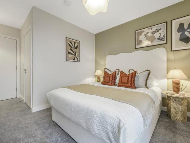 1 bedroom flat for sale