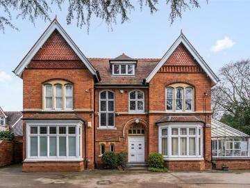 Solihull, West Midlands, Midlands - Equipped kitchen