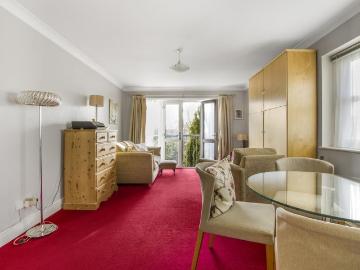 1 bedroom flat for sale