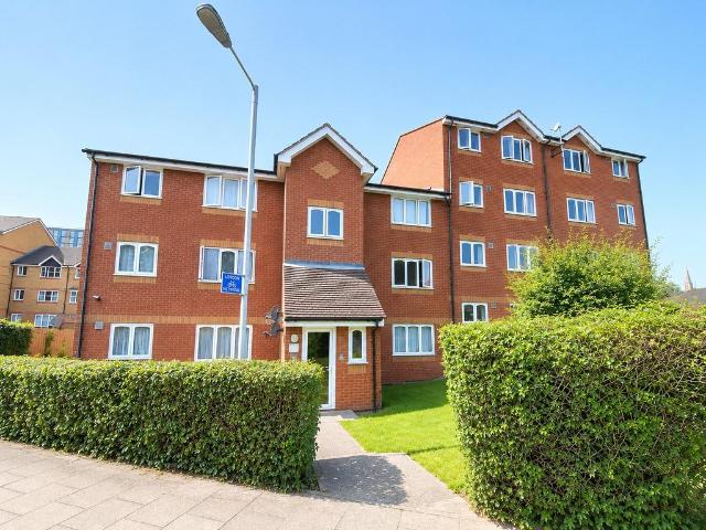 1 bedroom flat for sale