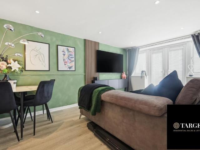 1 bedroom flat for sale