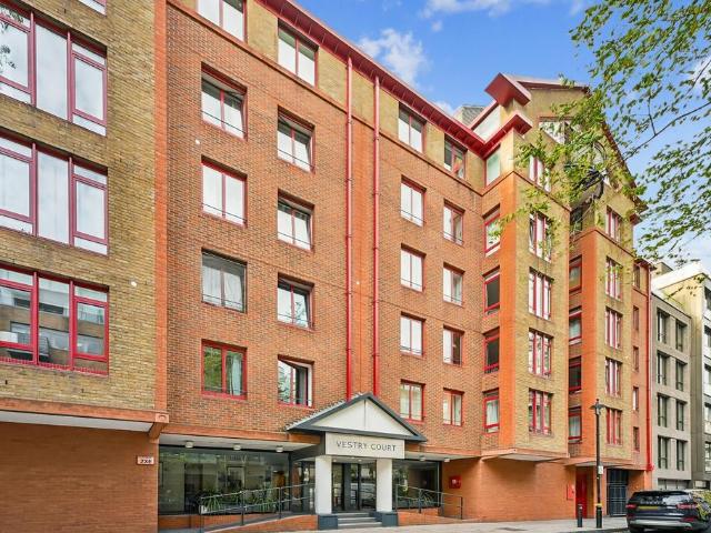 1 bedroom flat for sale