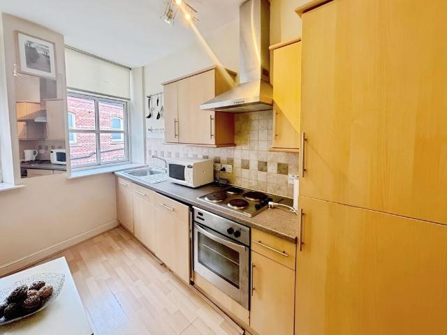 1 bedroom flat for sale