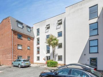1 bedroom flat for sale