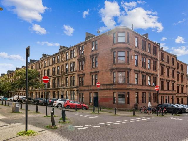 1 bedroom flat for sale