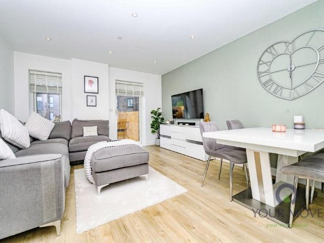 1 bedroom flat for sale