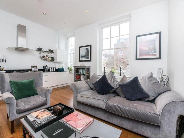 1 bedroom flat for sale
