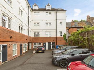 1 bedroom flat for sale