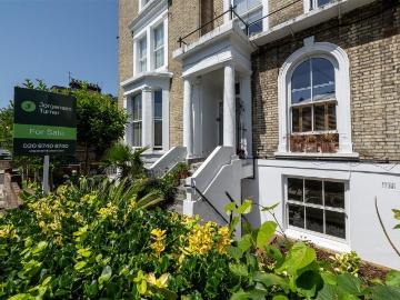 1 bedroom flat for sale