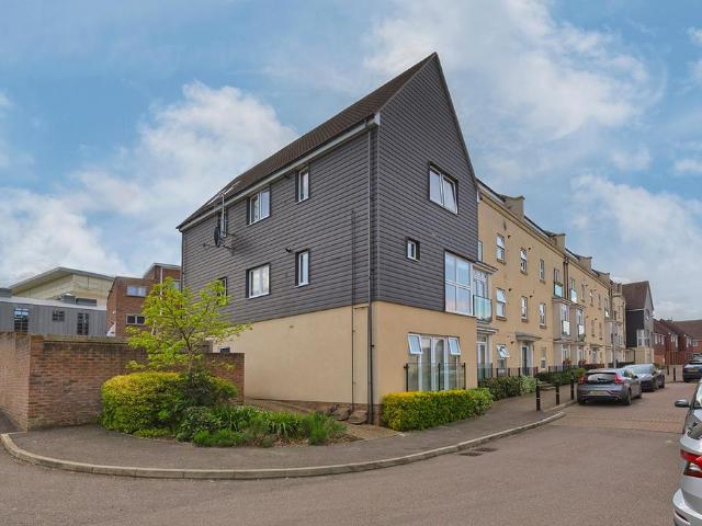 1 bedroom flat for sale