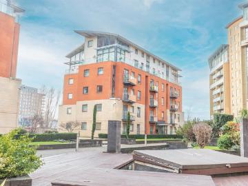 1 bedroom flat for sale