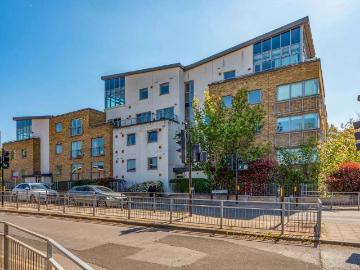 1 bedroom flat for sale