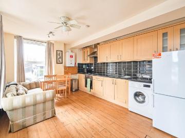 1 bedroom flat for sale
